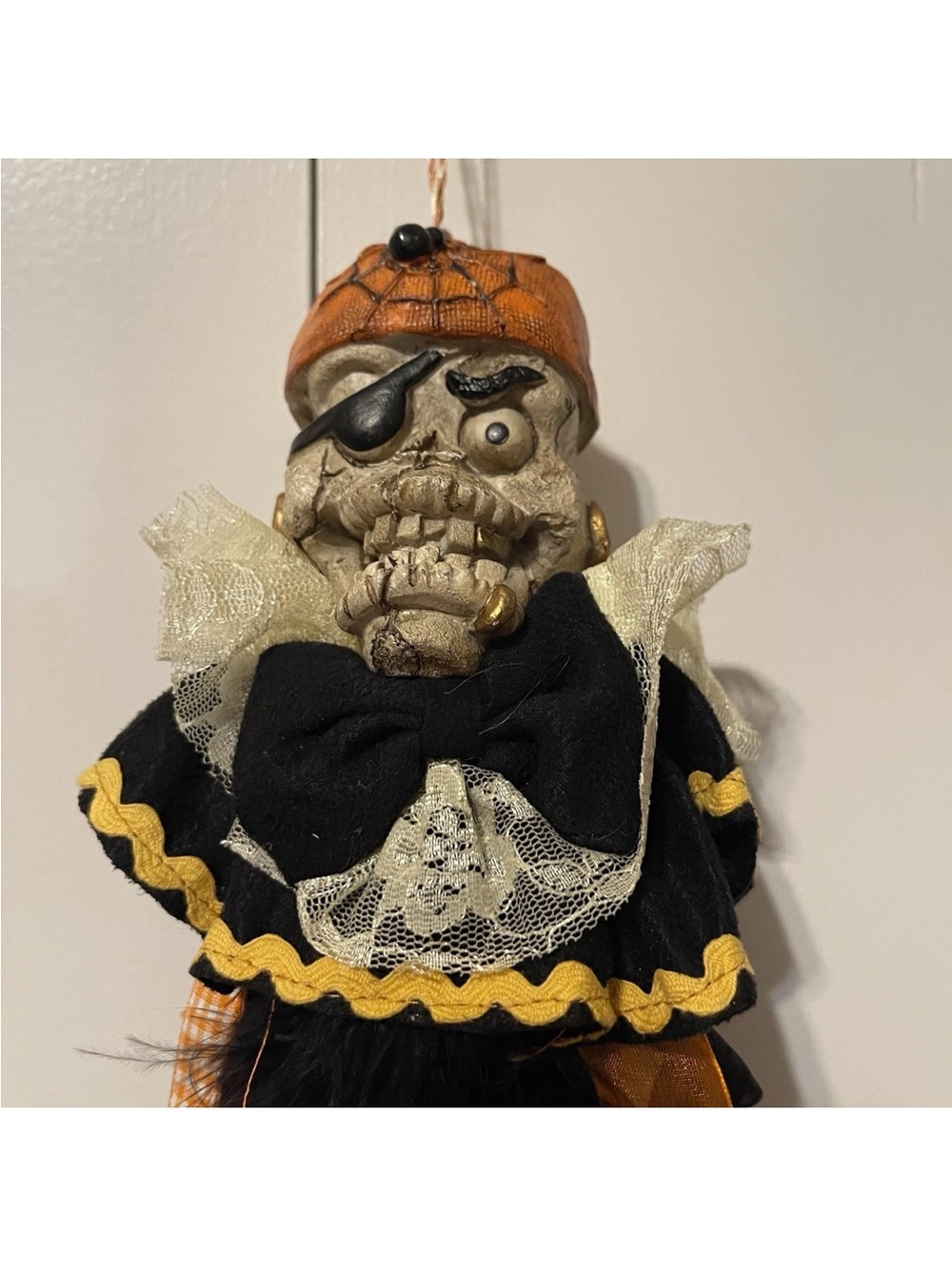 Halloween hanging Pirate Ghoul Skeleton Prop decor Creepy Spooky Freaky - Picture 2 of 4